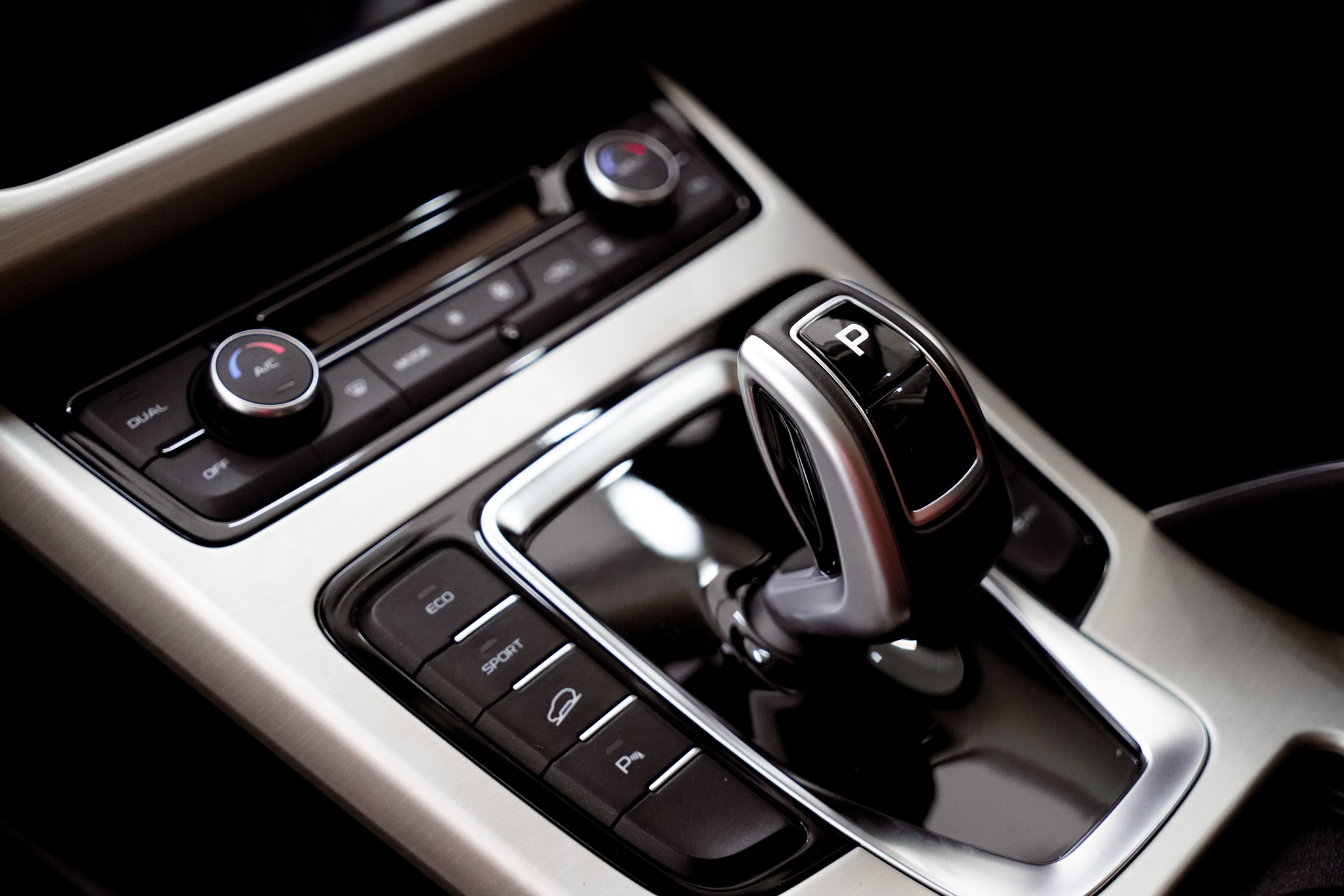 नवीनतम कंपनी ब्लॉग के बारे में New STP Polymers Solutions for Automotive Interior Bonding